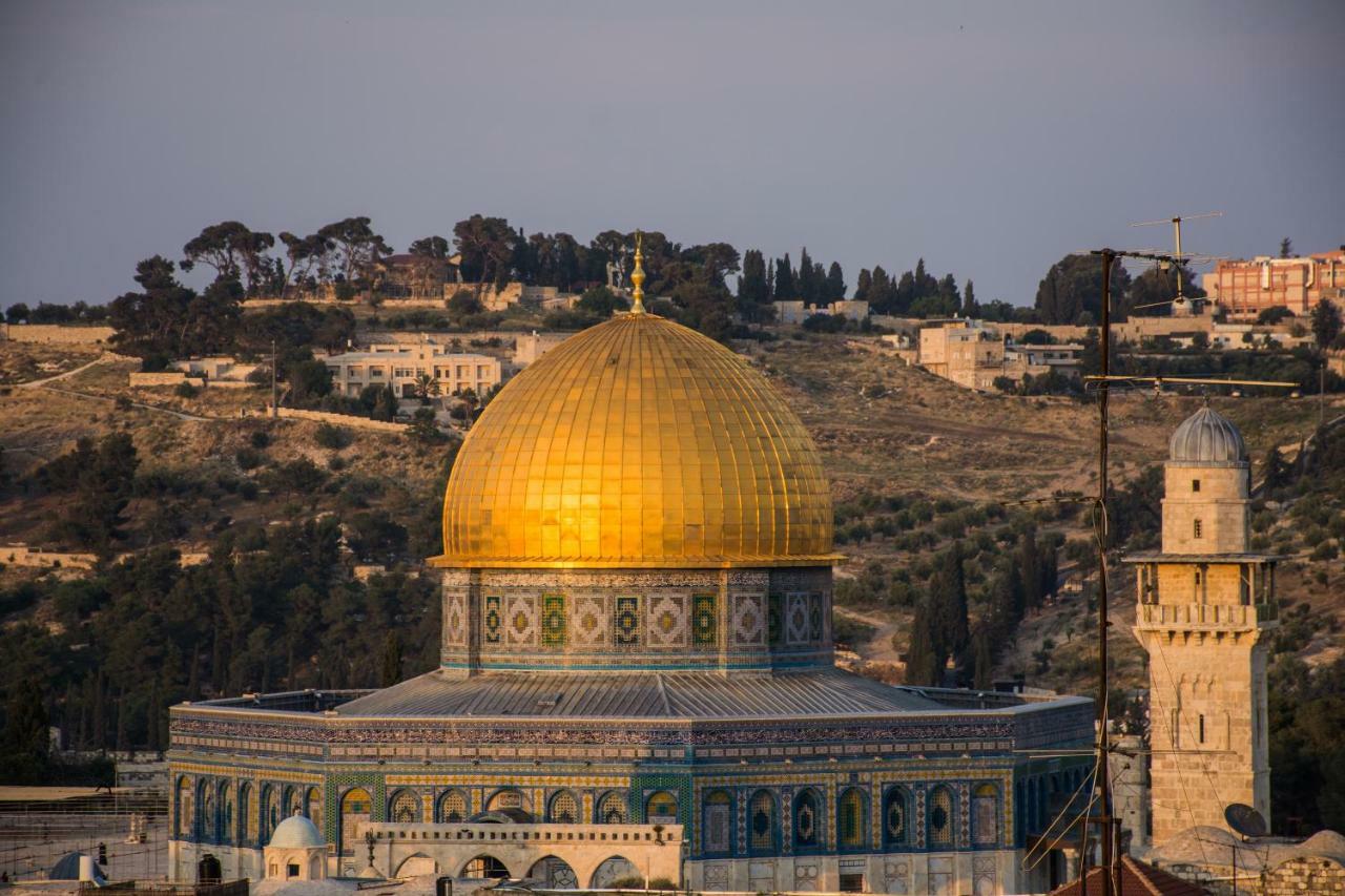 Into Jerusalem Heart المظهر الخارجي الصورة