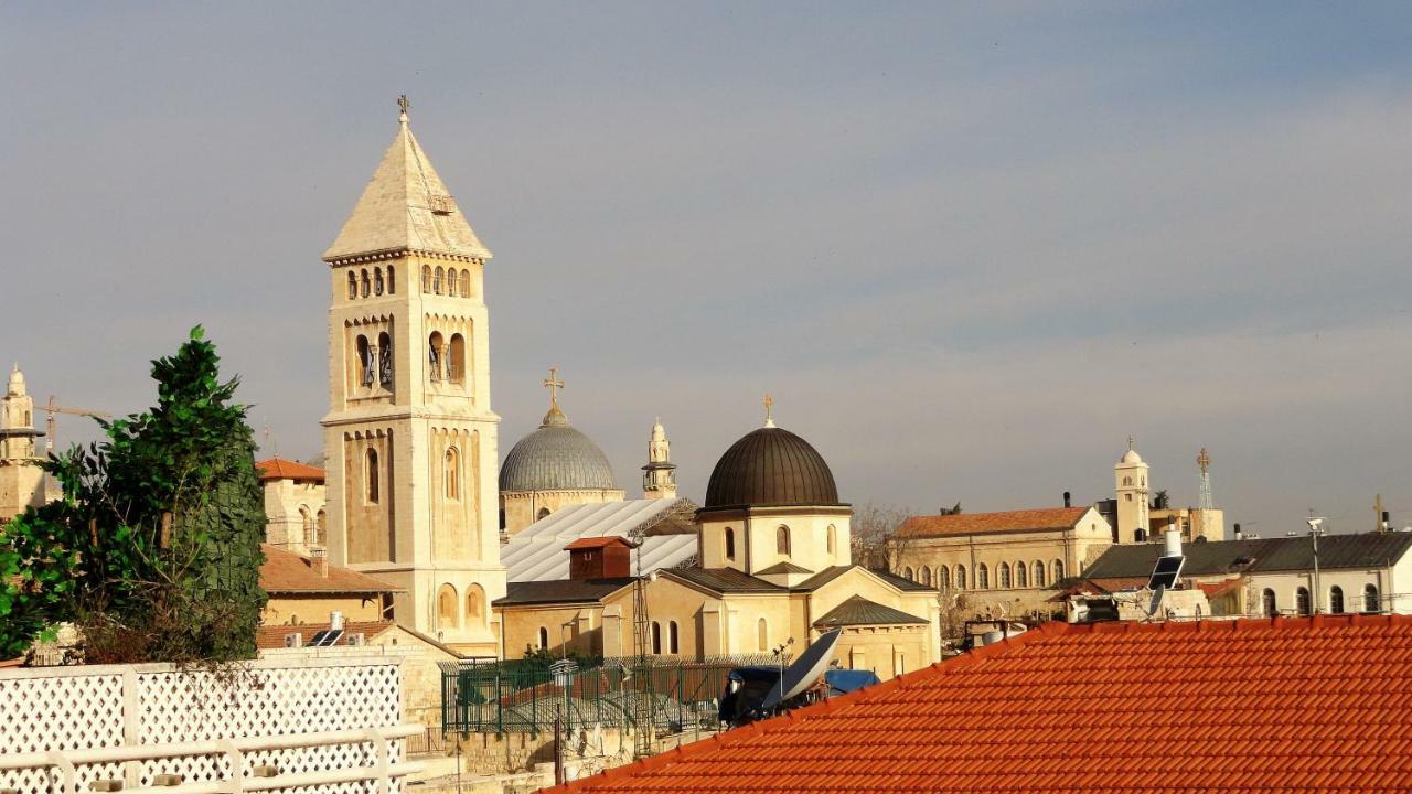 Into Jerusalem Heart المظهر الخارجي الصورة